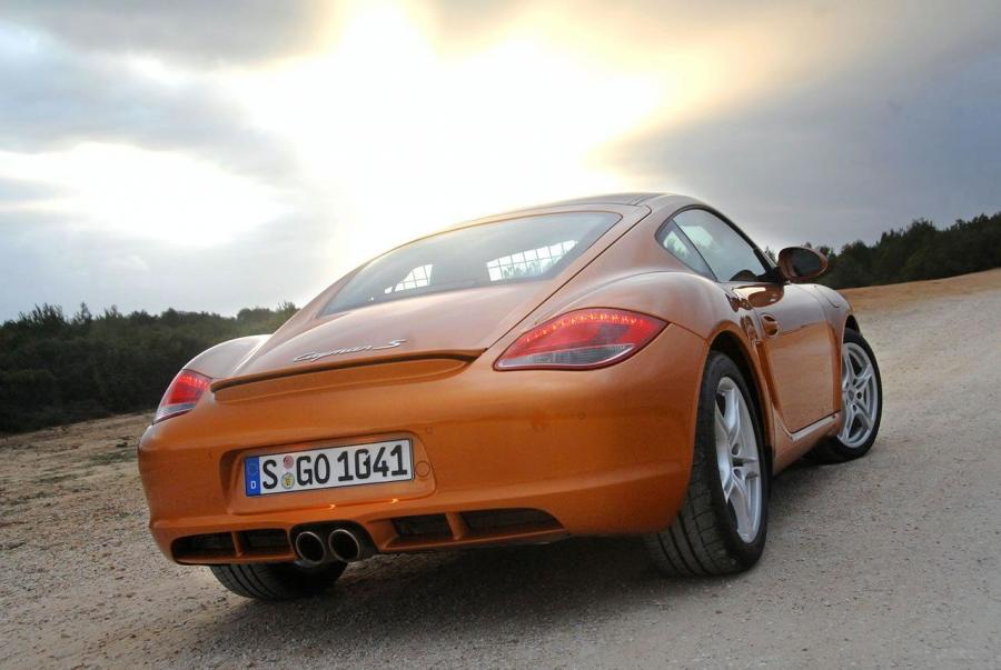  Porsche Cayman S 2010 года  (фото 31 из 77)